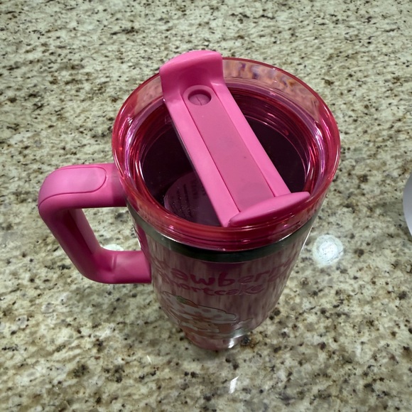 Stanley Light Pink Strawberry Shortcake with Handle - Picture 3 of 3